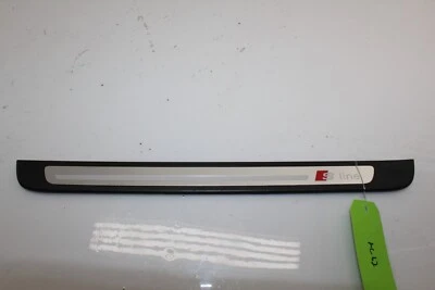 2013-2018 Audi A6 S6 acabamento de arranhão de soleira de porta dianteira direita (linha S) 4G0 853 373 C fabricante de equipamento original - Imagem 1 de 4