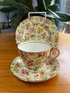 Royal Winton Grimwades Chintz Estelle Vtg Cup and Saucer Trio Set - Picture 1 of 13