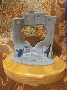 Banksy Walled off hotel, Rare 8D wooden base sculpture, - Picture 1 of 6