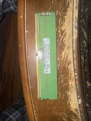 SK Hynix 8GB 1Rx8 PC4-2666V-UA2-11 Non-ECC Unbuffered Memory HMA81GU6DJR8N-VK - Image 1 of 2