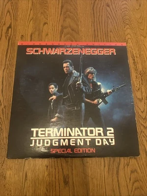 Terminator 2 Judgement Day 1991 Laserdisc Arnold Schwarzenegger - Image 1 of 3