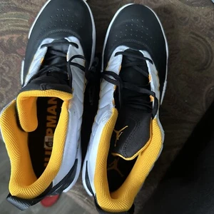 Size 12 - Jordan Stay Loyal Black/White - Picture 1 of 7