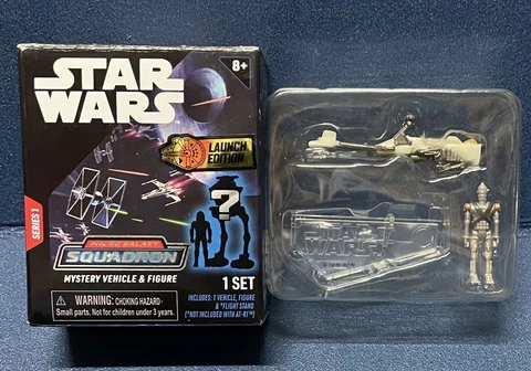 Star Wars Micro Galaxy Secret IG11 and Speeder Bike Mandalorian Hot Toys Boba Cover