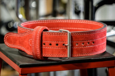 Cinturón de levantamiento de pesas Titan Brahma 13 mm 1 punta - IPF legal Powerlifting Foto 1 de 3