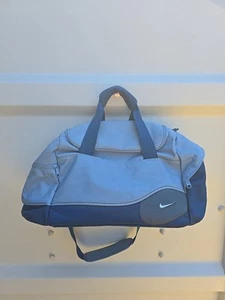 Vintage Nike Duffle Bag Gym Bag - Picture 1 of 16