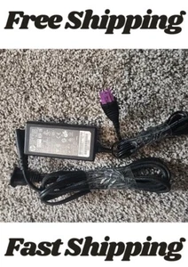 HP 0957-2385 AC Adapter Power Supply - Picture 1 of 3