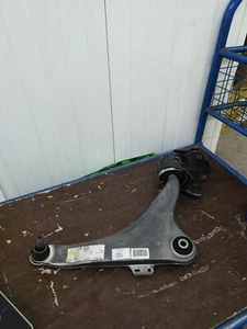 Genuine Volvo Lower Arm S60/V60/V70/XC70 NEW 31429320 - Picture 1 of 6
