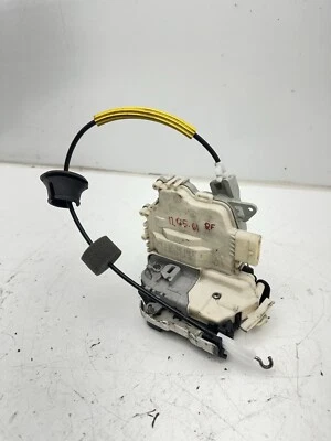 AUDI A4 S4 A5 S5 2009-2016 A6 S6 Q3 Q5 Q7 PESTILLO PUERTA DELANTERA DERECHA OEM 8J1837016D Foto 1 de 3