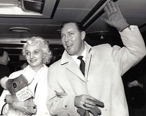 Bill Haley 10" x 8" Photograph no 19 - Picture 1 of 1