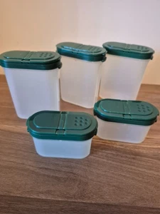 5 Tupperware Modular Mates Gewürzstreuer mit Deckel * grün - Bild 1 von 3