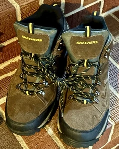 SKECHERS Scarponi da uomo in pelle impermeabili per escursionismo outdoor, taglia 11 - Foto 1 di 6