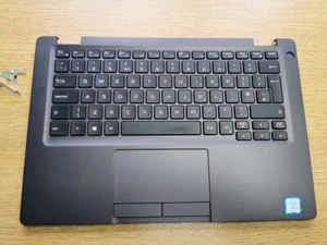 Oryginalny Dell Latitude 5300 P97G Palmrest Upper Case & Touchpad + klawiatura brytyjska OEM - Zdjęcie 1 z 18