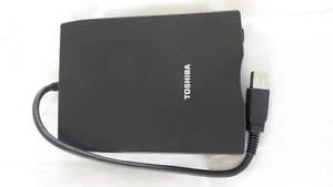 Toshiba 1.44 MB External USB Floppy-Disk Drive - VGC (PA3109U-1FDD) - Picture 1 of 1