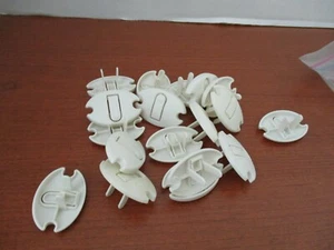 Safety 1st ~ Posten von 18 PRESS;n PULL Steckdose STECKERSCHUTZ - Bild 1 von 1