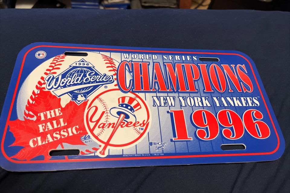 N.Y Yankees 1996 World Series VINTAGE  Plastic Vanity Auto Tag plate MLB - Image 1 of 1