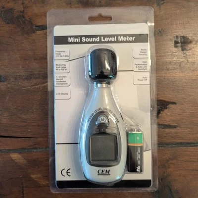 Portable Mini LCD Digital Sound Level Meter Noise Tester 40-130db DT-85A  - Image 1 of 2