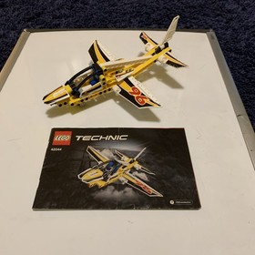LEGO TECHNIC: Display Team Jet (42044)