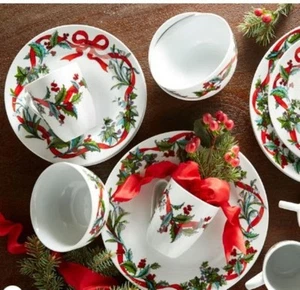 Juego de vajilla de Navidad BrylaneHome 16 piezas servicio para 4 - Imagen 1 de 12