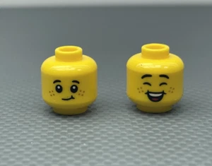 Lego gelbe Minifigur Kopf Kind Sommersprossen schiefes Grinsen Zähne Serie 27 Hamster - Bild 1 von 9