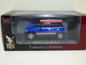 Yatming Road Signature BMW Mini Cooper S Italian Flag roof version REF:74248 - Picture 1 of 1