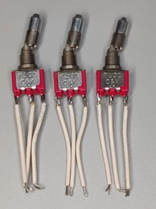 3pcs C&K 7101K2ZQE SPDT Interruttore a levetta di blocco On-None-On miniatura - Foto 1 di 1