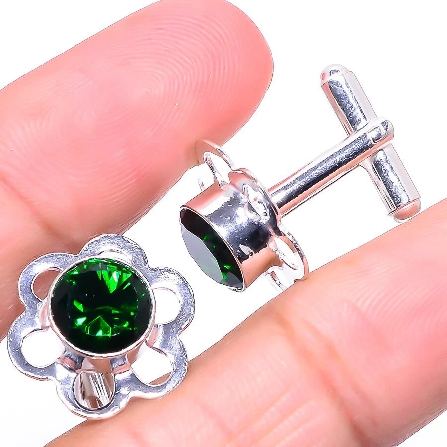 Chrome Diopside Gemstone Handmade 925 Sterling Silver Jewelry Cufflink - Image 1 of 1