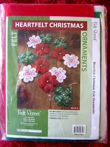Heartfelt Christmas Felt Ornaments" Set of 12 -Craft Kit # 503204 by Felt Street - Imagen 1 de 5