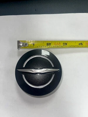 Chrysler Town & Country 2011-2016 acabado bronce OEM tapa central 1LB74TRMAB Foto 1 de 2