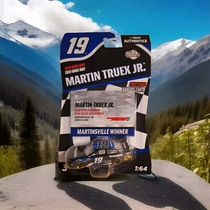 NASCAR AUTHENTICS ๐.. MARTIN TRUEX JR.. 2021 WAVE RW2.. VERSIONE DA CORSA - Foto 1 di 4