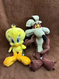 Looney Tunes Tweety Bird and Wile E. Coyote soft toy plush bundle - Picture 1 of 1