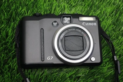 ( NEEDS REPAIR or PARTS ONLY) Canon PowerShot G7 10.0MP Digital Camera - Image 1 of 4