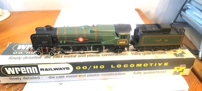 WRENN RAILWAY LOCO W2238 Merchant Navy Clan Line Locomotive Rare Etched Plates - Image 1 of 4