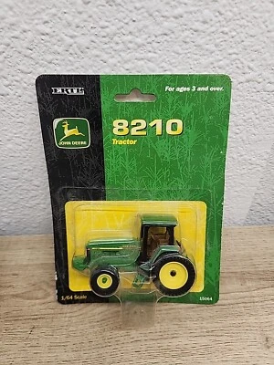 1/64 John Deere 8210 Tractor - Image 1 of 4