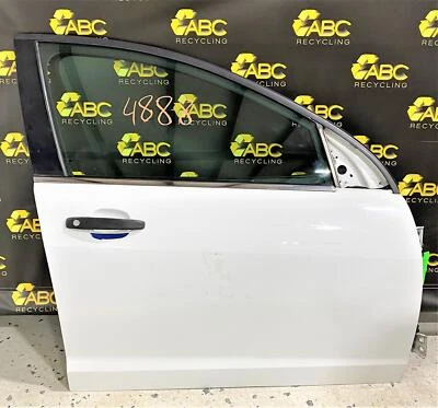 Chevrolet Caprice 2014-2017 puerta delantera derecha Foto 1 de 4