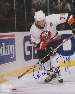 ALEXEI YASHIN Signed NEW YORK ISLANDERS 8X10 Photo w/COA #9 - Picture 1 of 1