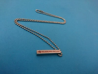 PHILADELPHIA PHILLIES MLB LISCENSED BAR NECKLACE (20 inches long) "NEW & SEALED" - Image 1 of 4