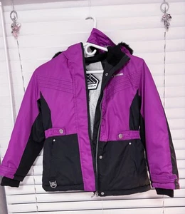 Girls winter jacket - Picture 1 of 2