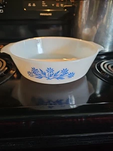 Vintage Anchor Hocking 2 Quart Casserole Dish Blue Flower Design. - Picture 1 of 6