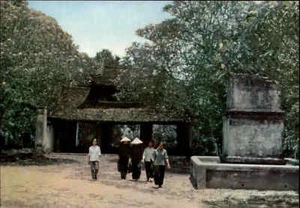 VIETNAM Postkarte Việt Nam Den Hung Tempel-Anlage, Temple belfry, AK Asien Asia - Bild 1 von 2