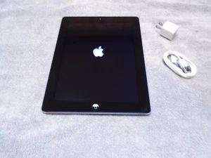 Apple iPad 2nd Gen, Black, A1395, 16GB, WiFi, Excellent!!! - Picture 1 of 6