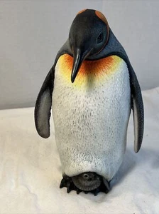 Penguin Black White King Emperor Penguin with Baby Resin Statue Display Figurine - Picture 1 of 6