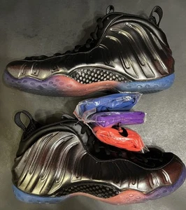 NIKE AIR FOAMPOSITE ONE QS "GRADIENT SOLES" HERREN Gr. 9,5 SCHWARZ ROYAL ORANGE NEU - Bild 1 von 14