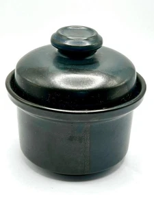 VINTAGE IRON MOUNTAIN STONEWARE SUGAR BOWL - Picture 1 of 9
