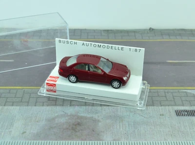 Coche Mercedes Clase C Busch 49100 Borgoña escala HO 1:87 Foto 1 de 2