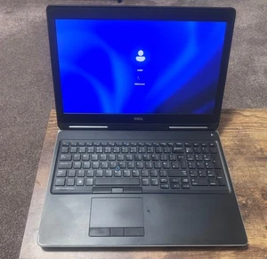 Dell Laptop Precision 7510 15.6" Core i7-6820HQ 16GB RAM 1TB SSD Quadro M1000M - Picture 1 of 9