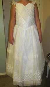 Girls fancy dress flower girl first communion pageant size 14 New by Sultana - Picture 1 of 12