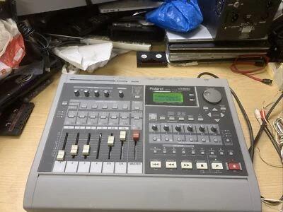 Roland VS-840 EX Digital recorder - 100% Not Fully Tested - Image 1 of 4