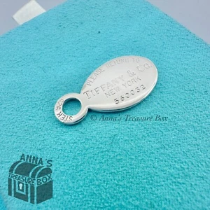 Return to Tiffany & Co. 925 Silver Vintage Oval Tag Pendant Charm - Picture 1 of 4