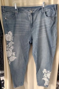 EUC Lane Bryant Size 24 Floral Super Stretch Ankle 11.5" Rise Jeans 22" Waist LF - Picture 1 of 19
