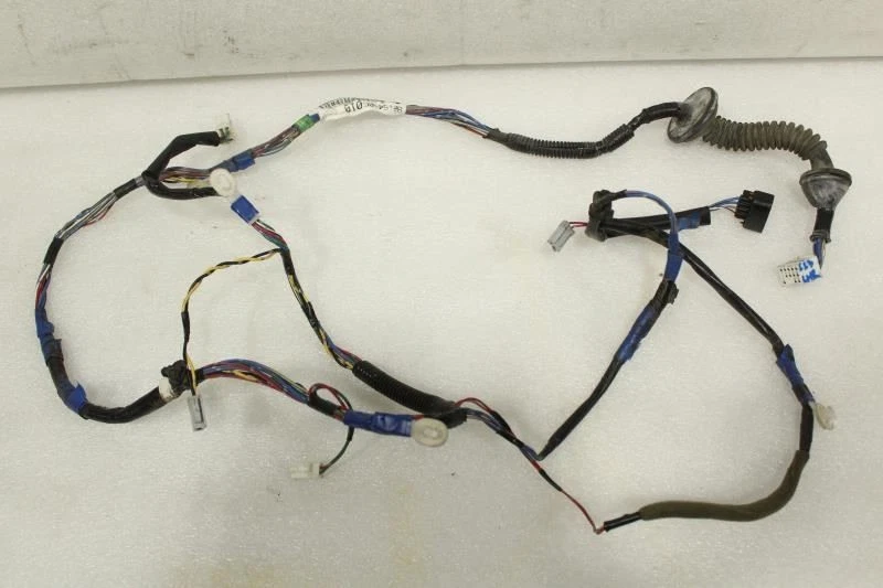 Arnés de cables puerta trasera izquierda Toyota Sequoia 2001 2002 2003 2004 2005 2006 2007 Foto 1 de 4